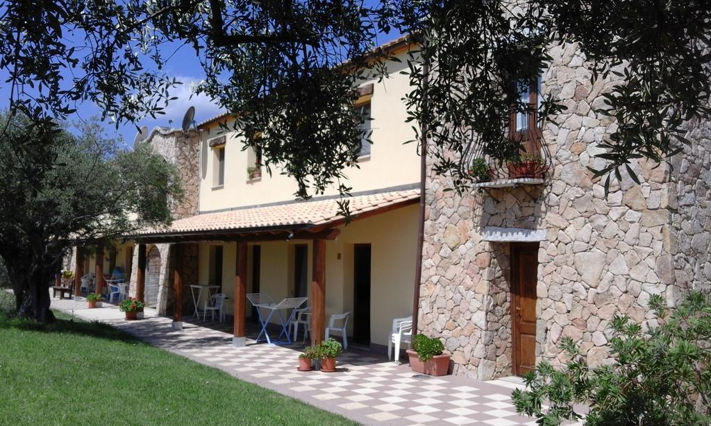 Hotel Cardedu Exterior photo